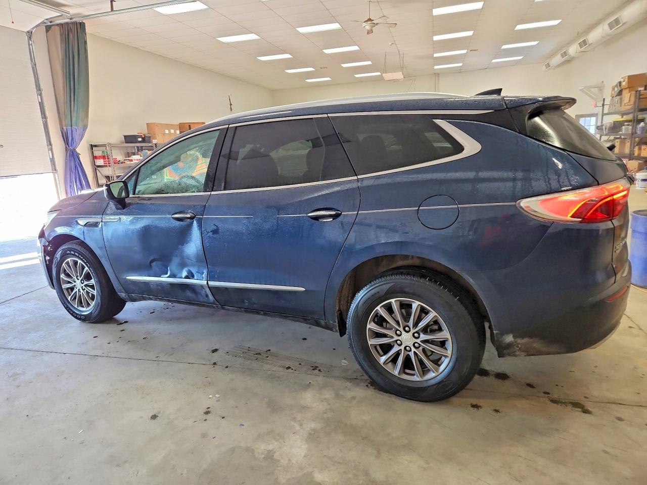 2022 BUICK ENCLAVE ESSENCE photo 3