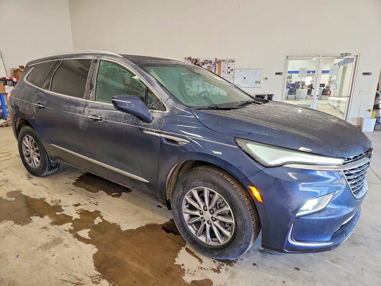 2022 BUICK ENCLAVE ESSENCE photo 7