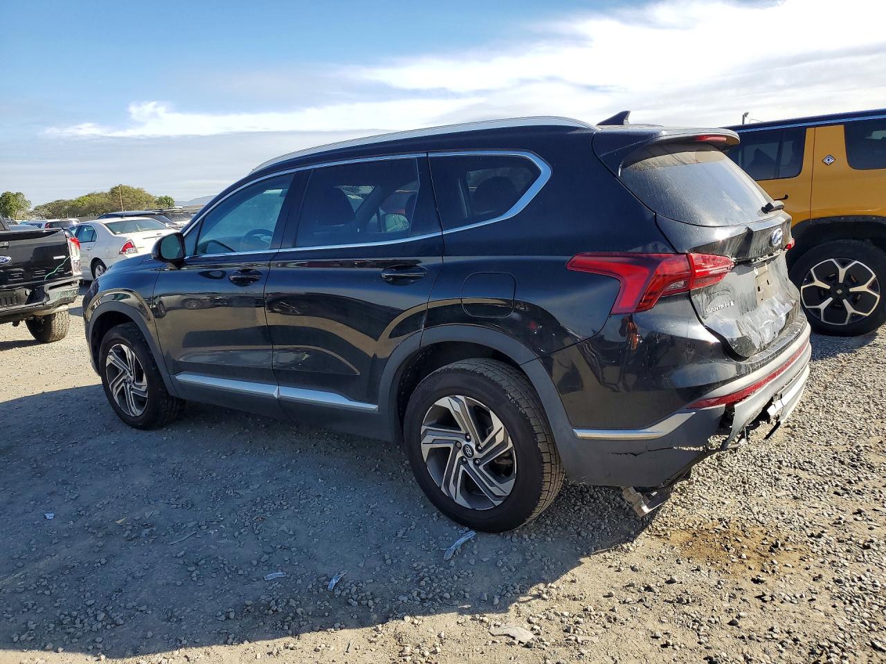 2022 HYUNDAI SANTA FE SEL photo 2