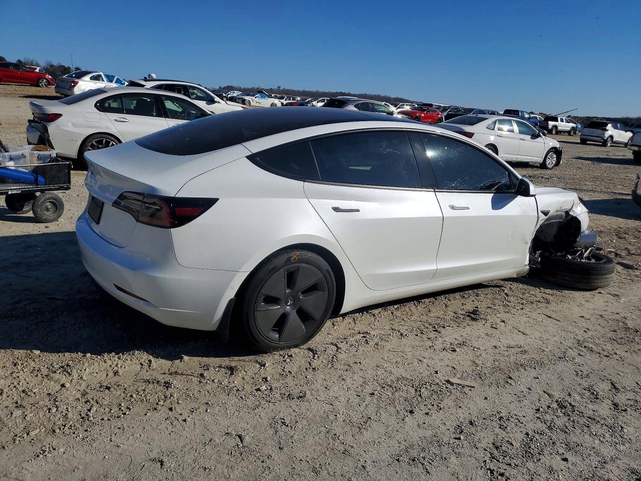 2022 TESLA MODEL 3 photo 3