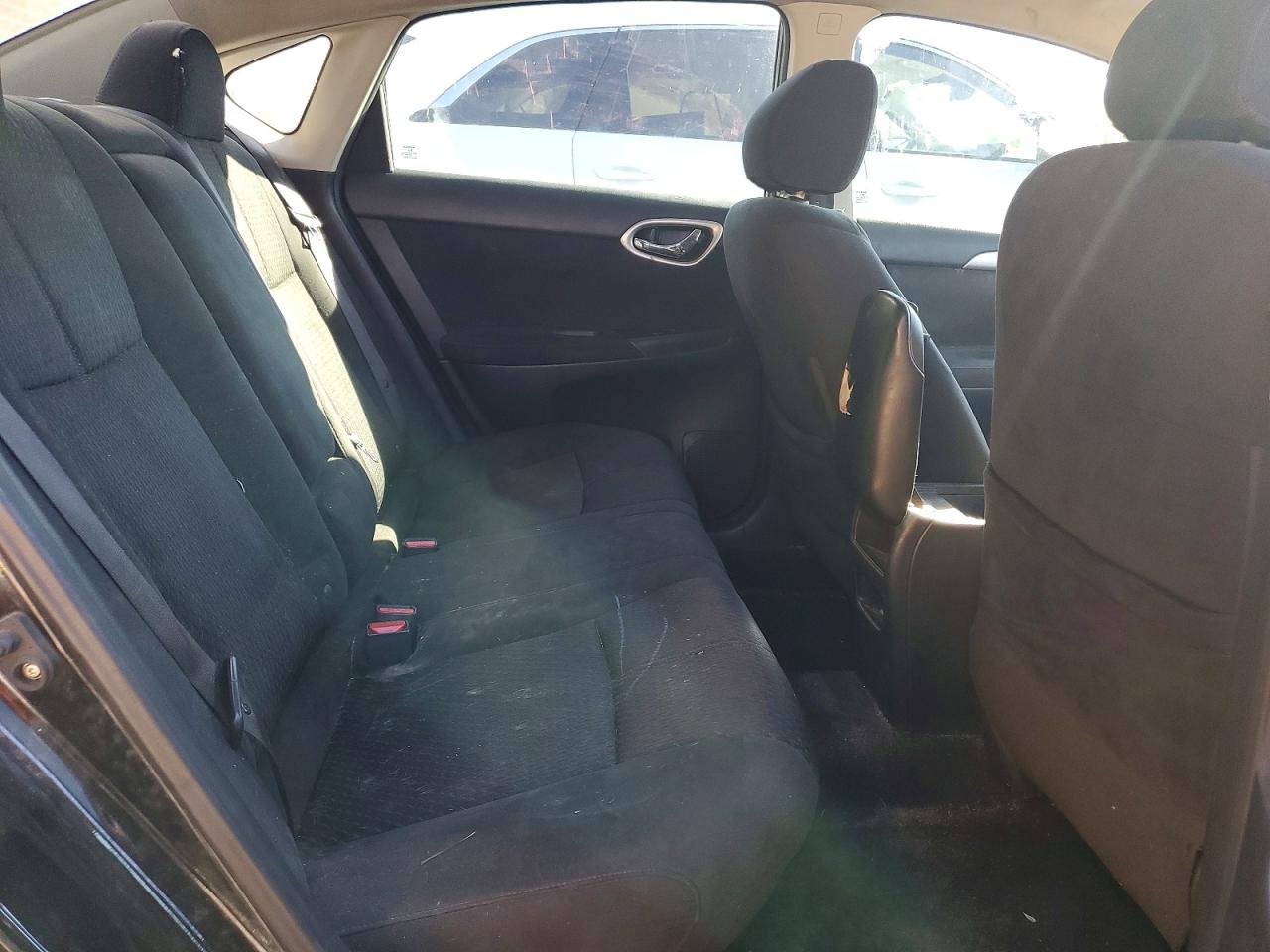 2013 NISSAN SENTRA S photo 28