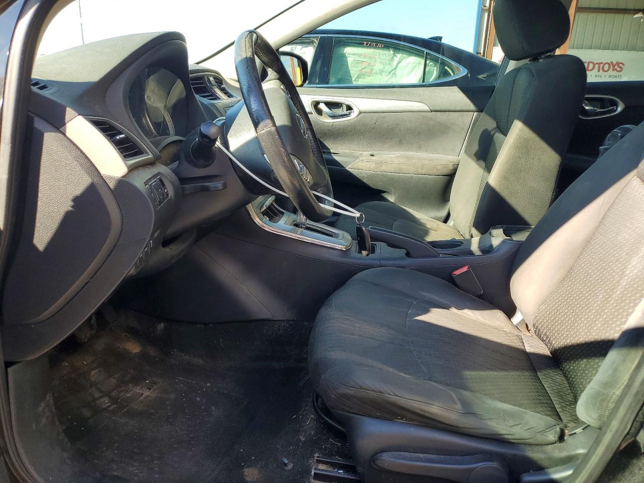 2013 NISSAN SENTRA S photo 19