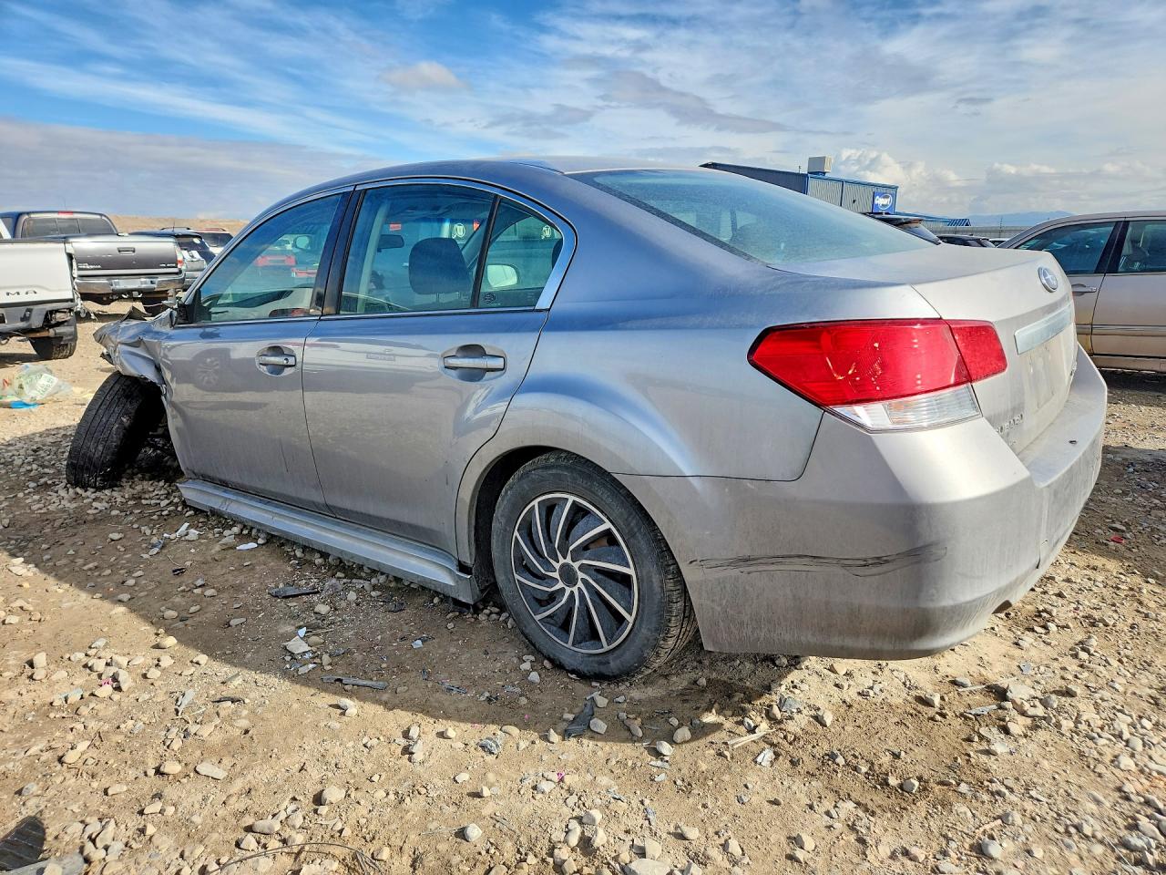 2010 SUBARU LEGACY 2.5I photo 2