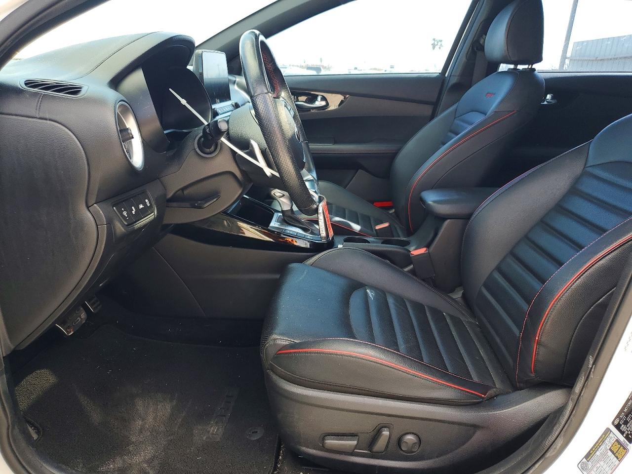 2021 KIA FORTE GT photo 7