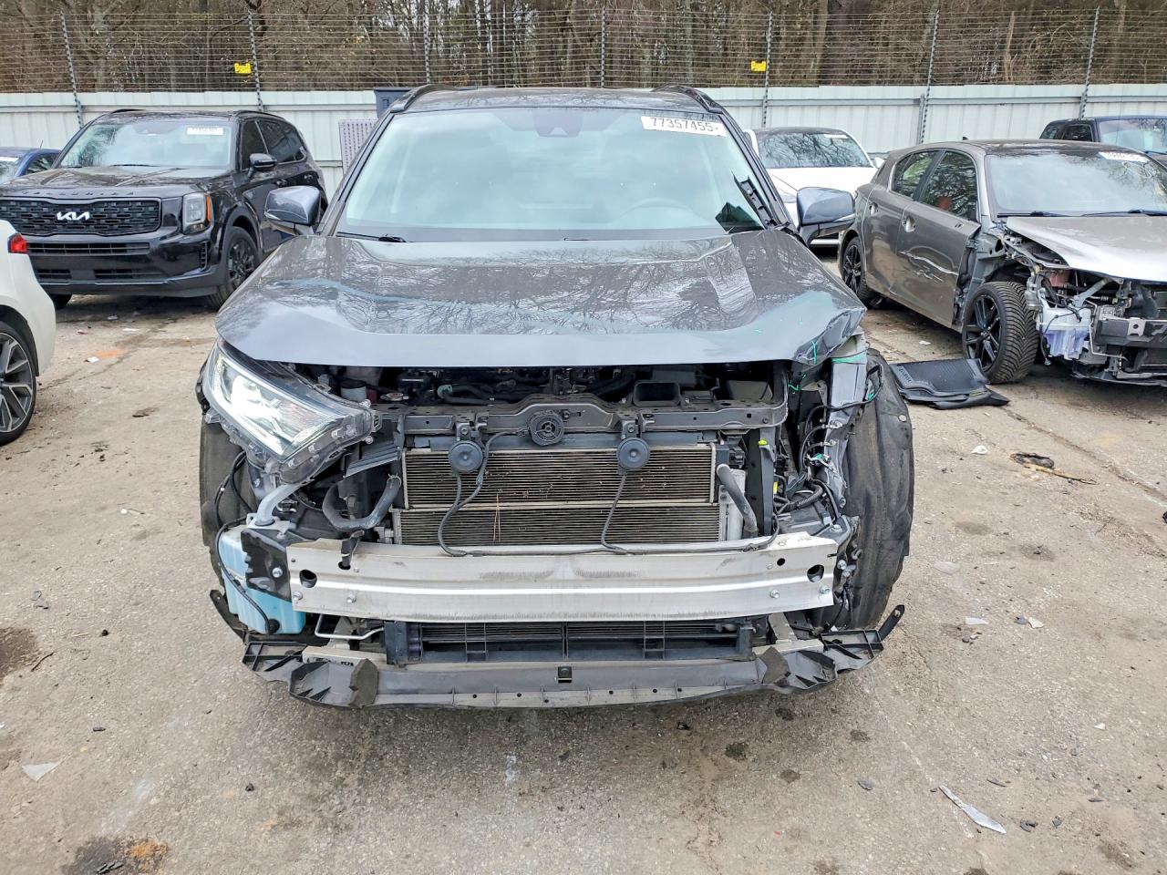 2021 TOYOTA RAV4 photo 5