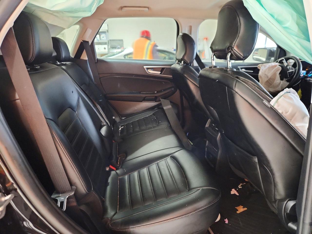 2019 FORD EDGE SEL photo 11