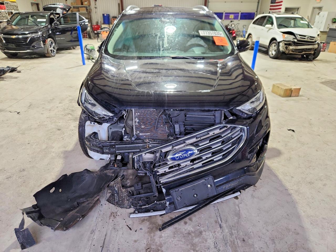 2019 FORD EDGE SEL photo 5