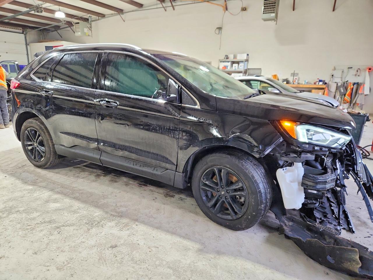2019 FORD EDGE SEL photo 4