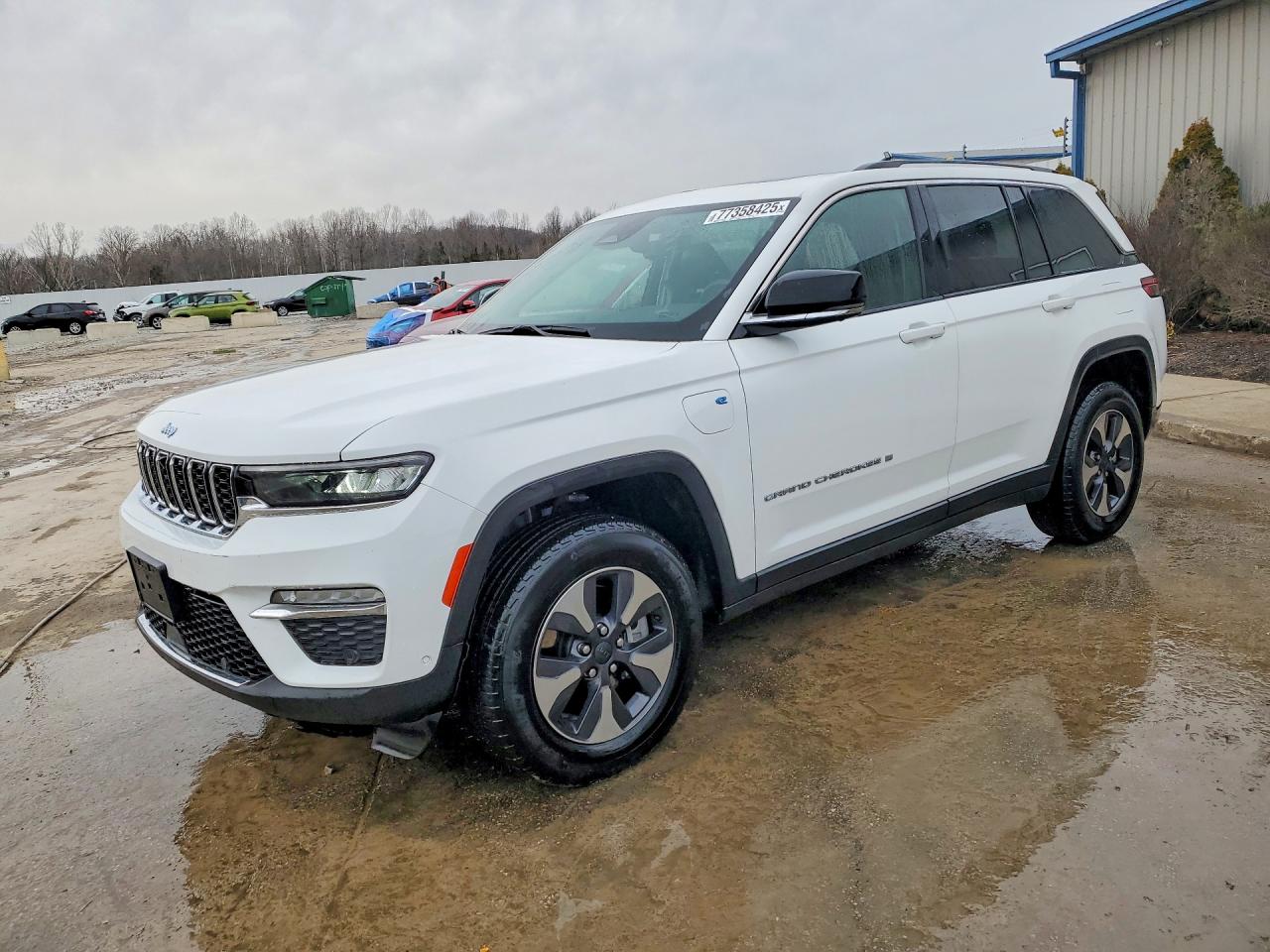 2022 JEEP GRAND CHEROKEE