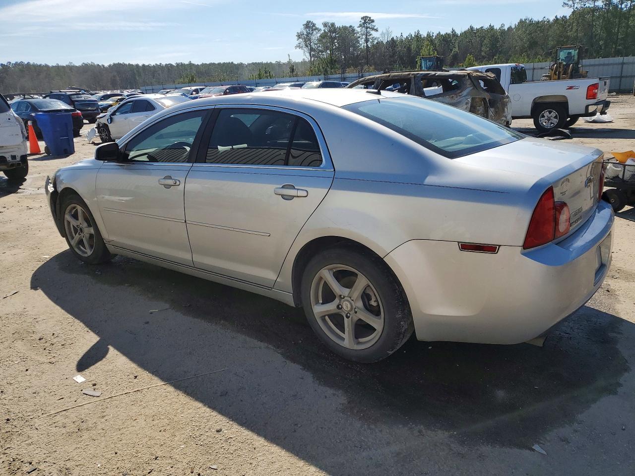 2011 CHEVROLET MALIBU 2LT photo 3