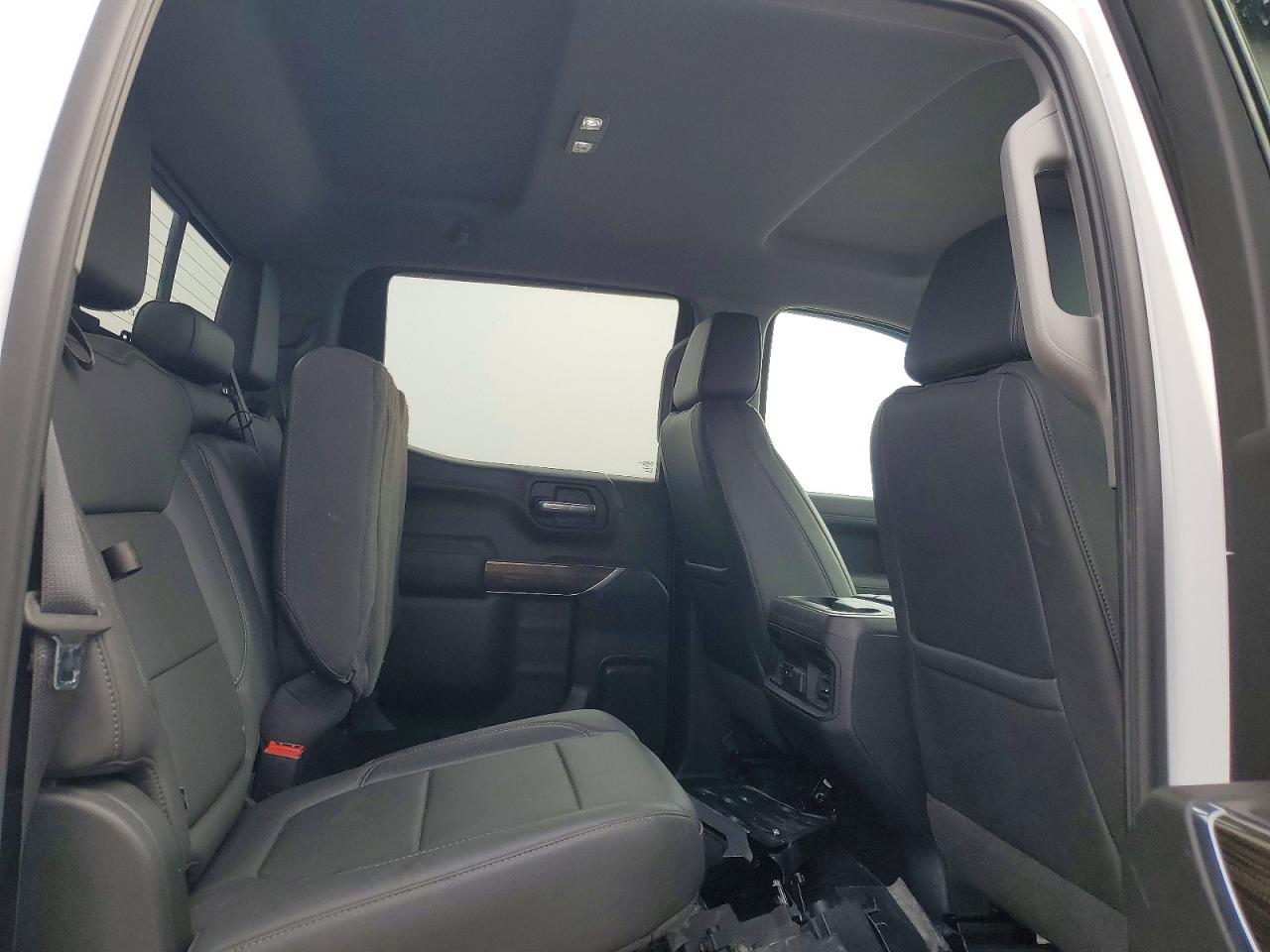 2021 CHEVROLET SILVERADO K1500 RST photo 10