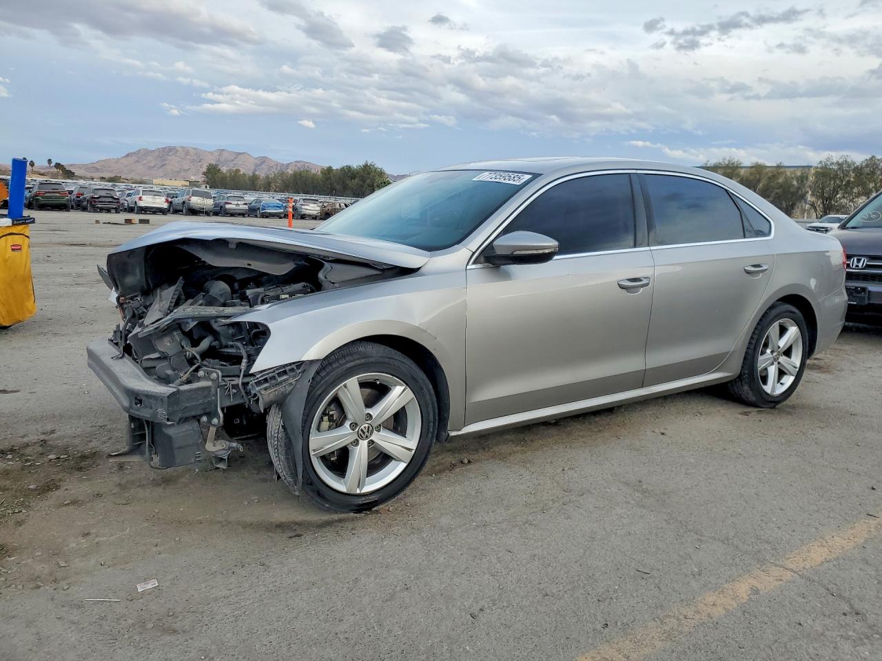 2012 VOLKSWAGEN PASSAT