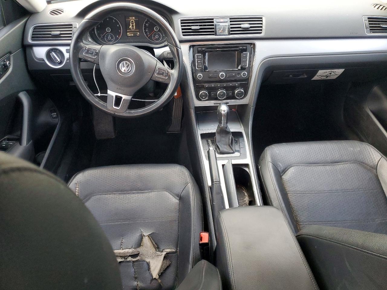 2012 VOLKSWAGEN PASSAT SE photo 15