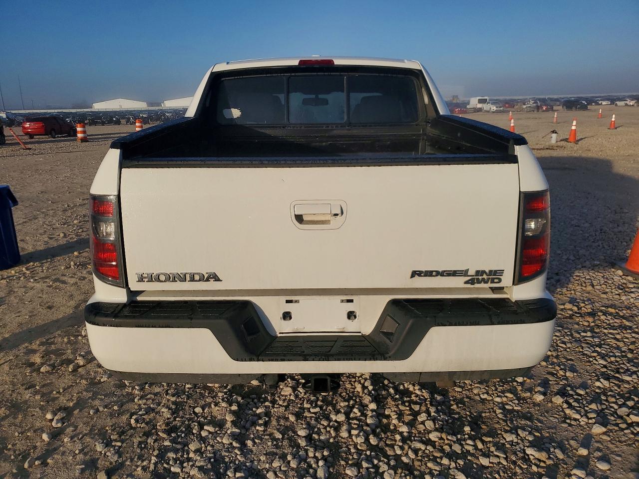2014 HONDA RIDGELINE RTL photo 6