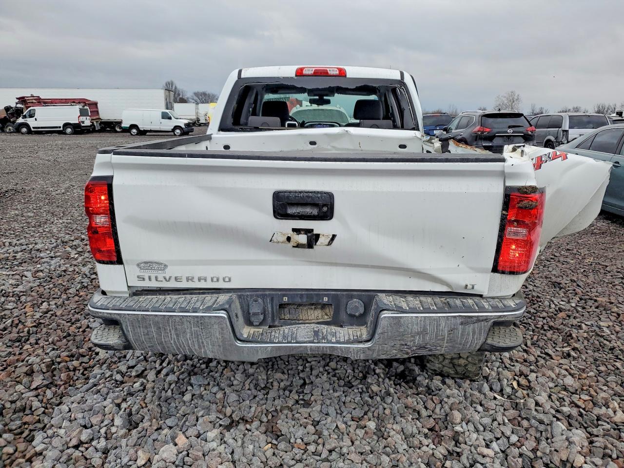 2018 CHEVROLET SILVERADO K1500 LT photo 6