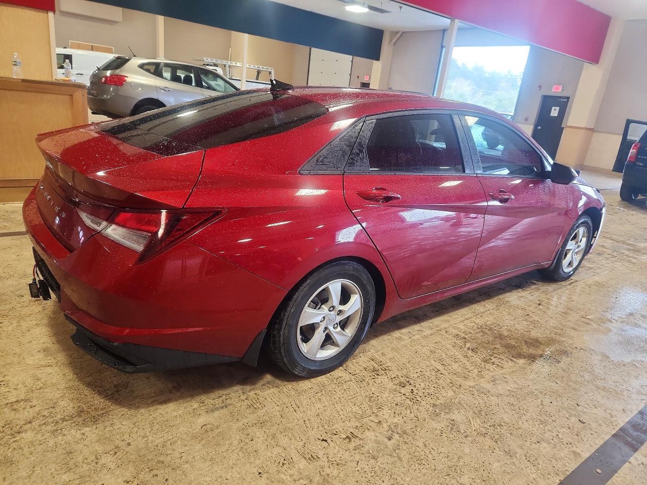 2023 HYUNDAI ELANTRA SEL photo 3