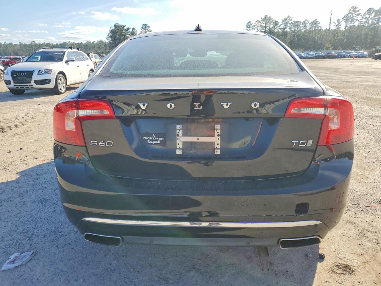 2017 VOLVO S60 PREMIER photo 6