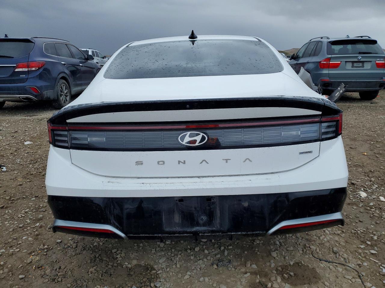 2024 HYUNDAI SONATA SEL photo 11