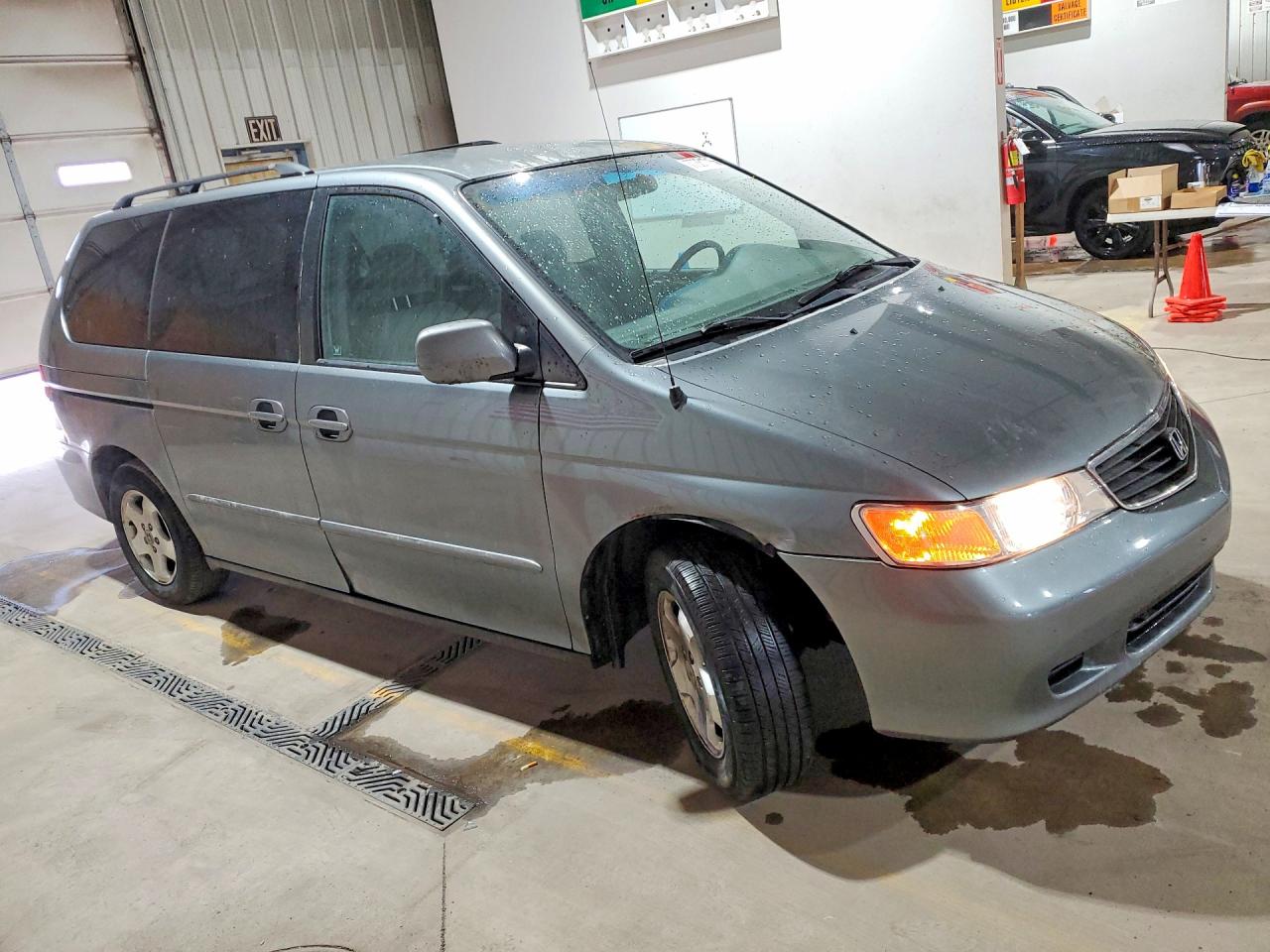 2001 HONDA ODYSSEY EX photo 4