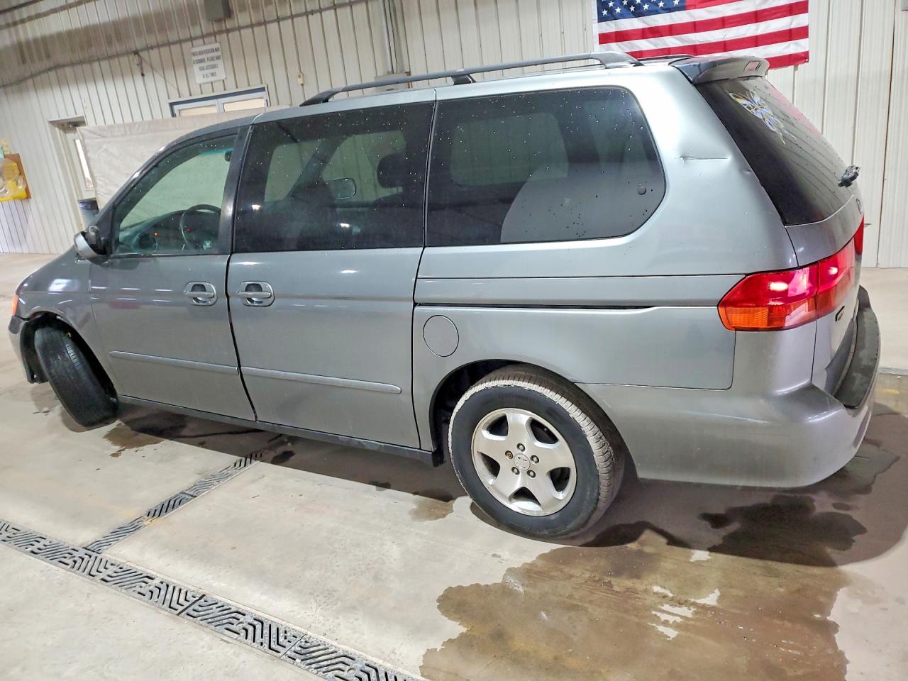 2001 HONDA ODYSSEY EX photo 2