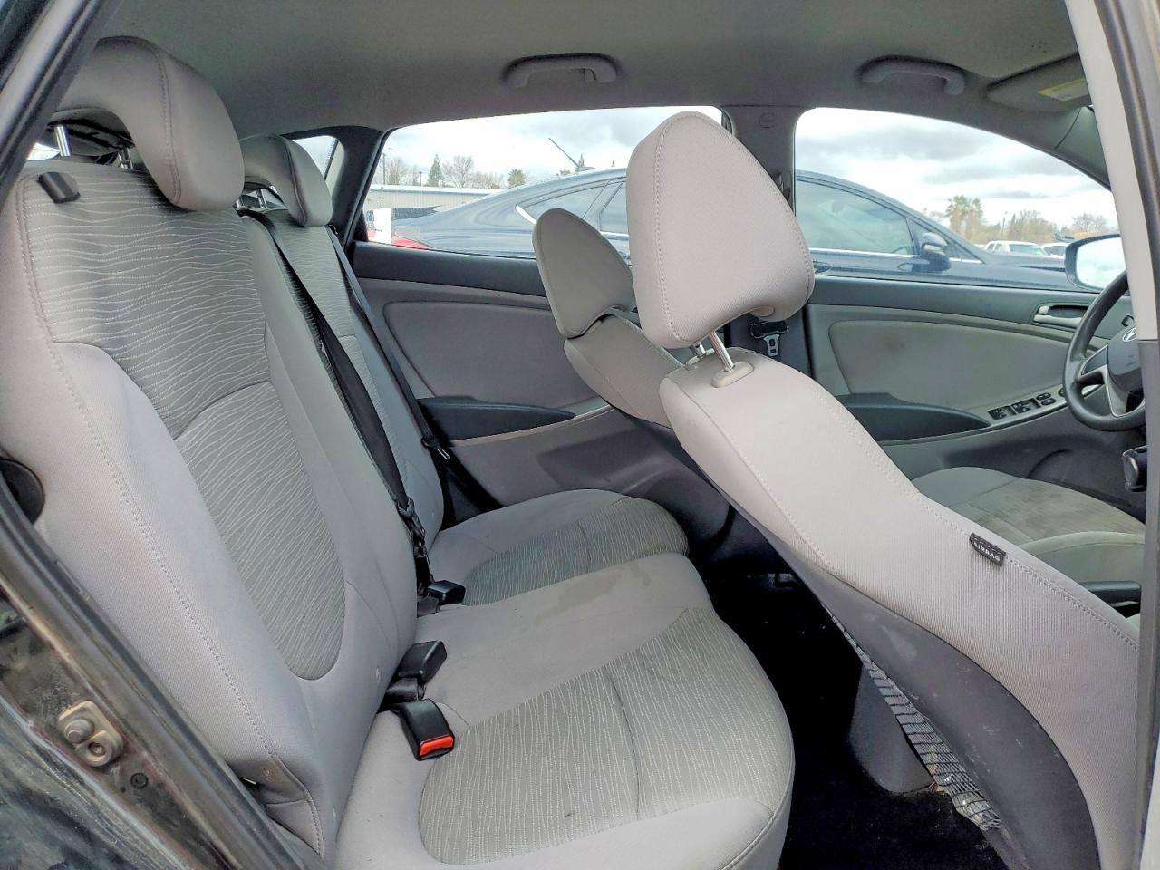 2017 HYUNDAI ACCENT SE photo 19