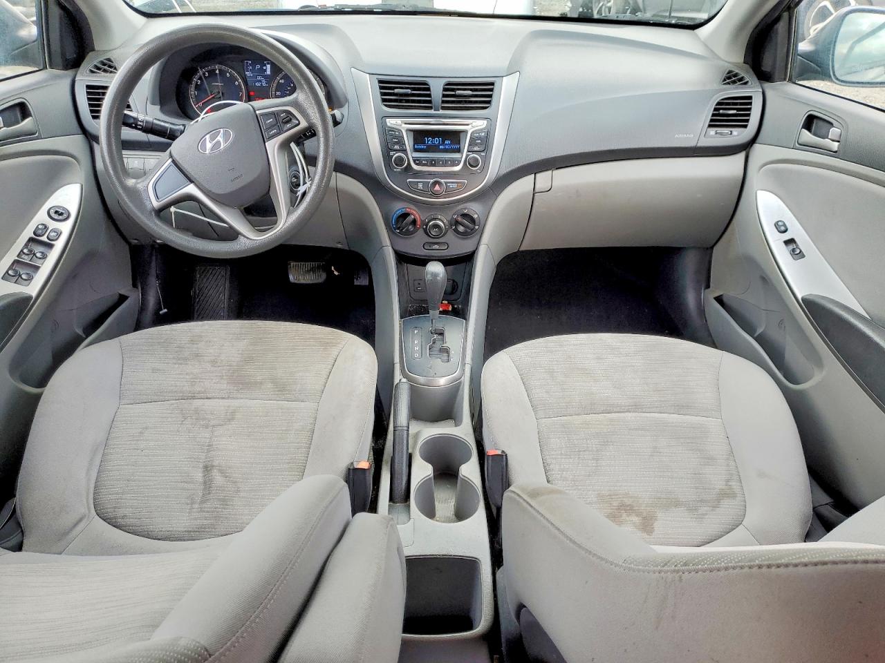 2017 HYUNDAI ACCENT SE photo 15