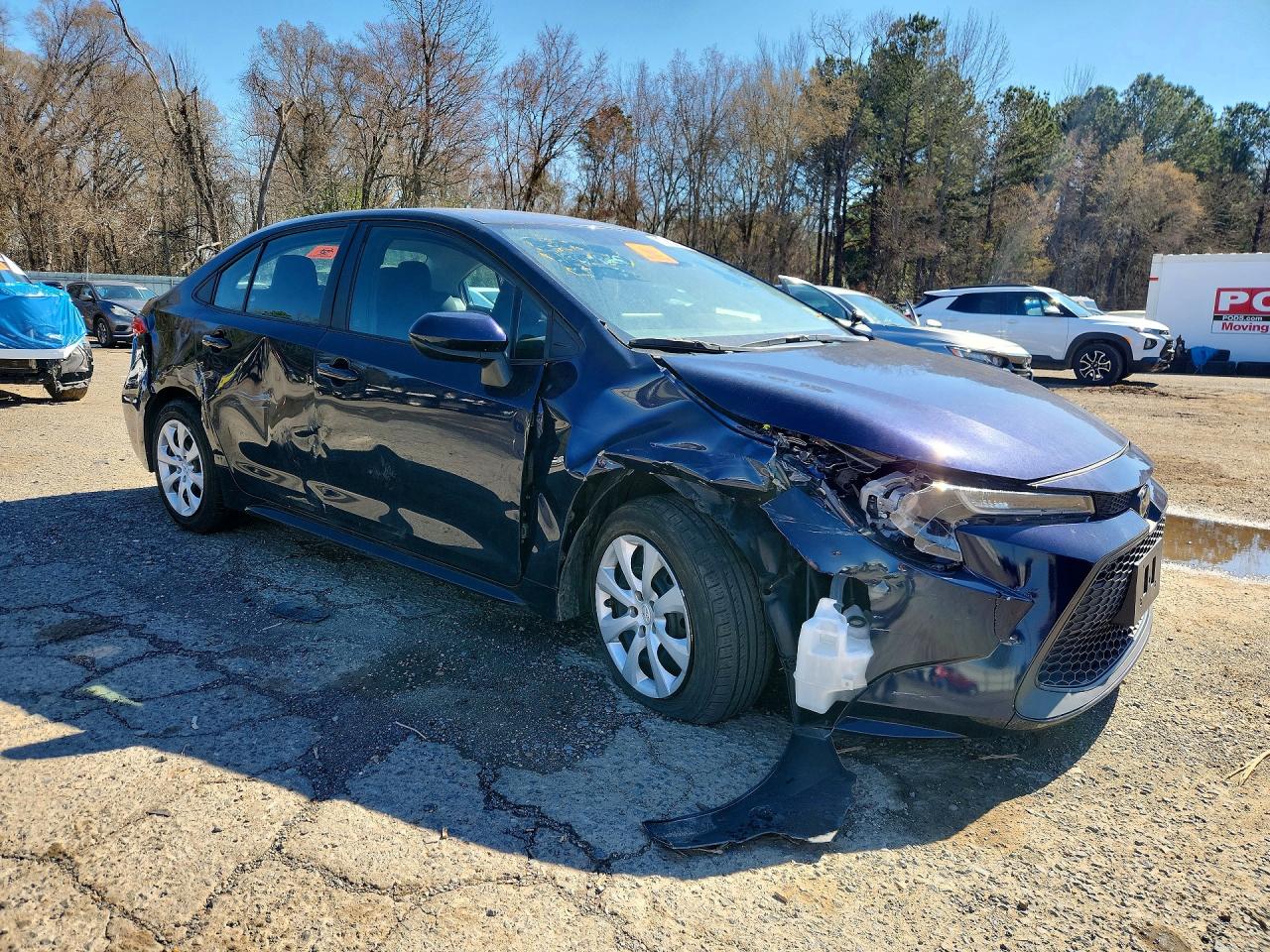 2022 TOYOTA COROLLA LE photo 4