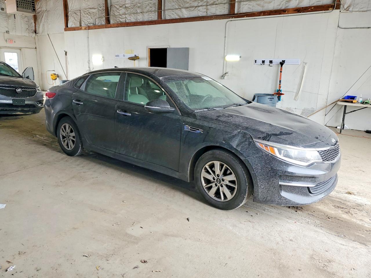 2018 KIA OPTIMA LX photo 4