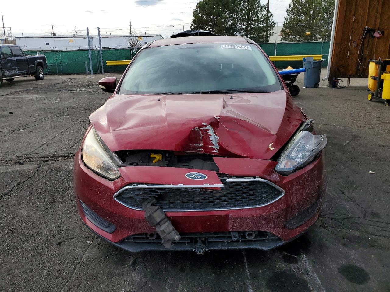 2017 FORD FOCUS SE photo 9