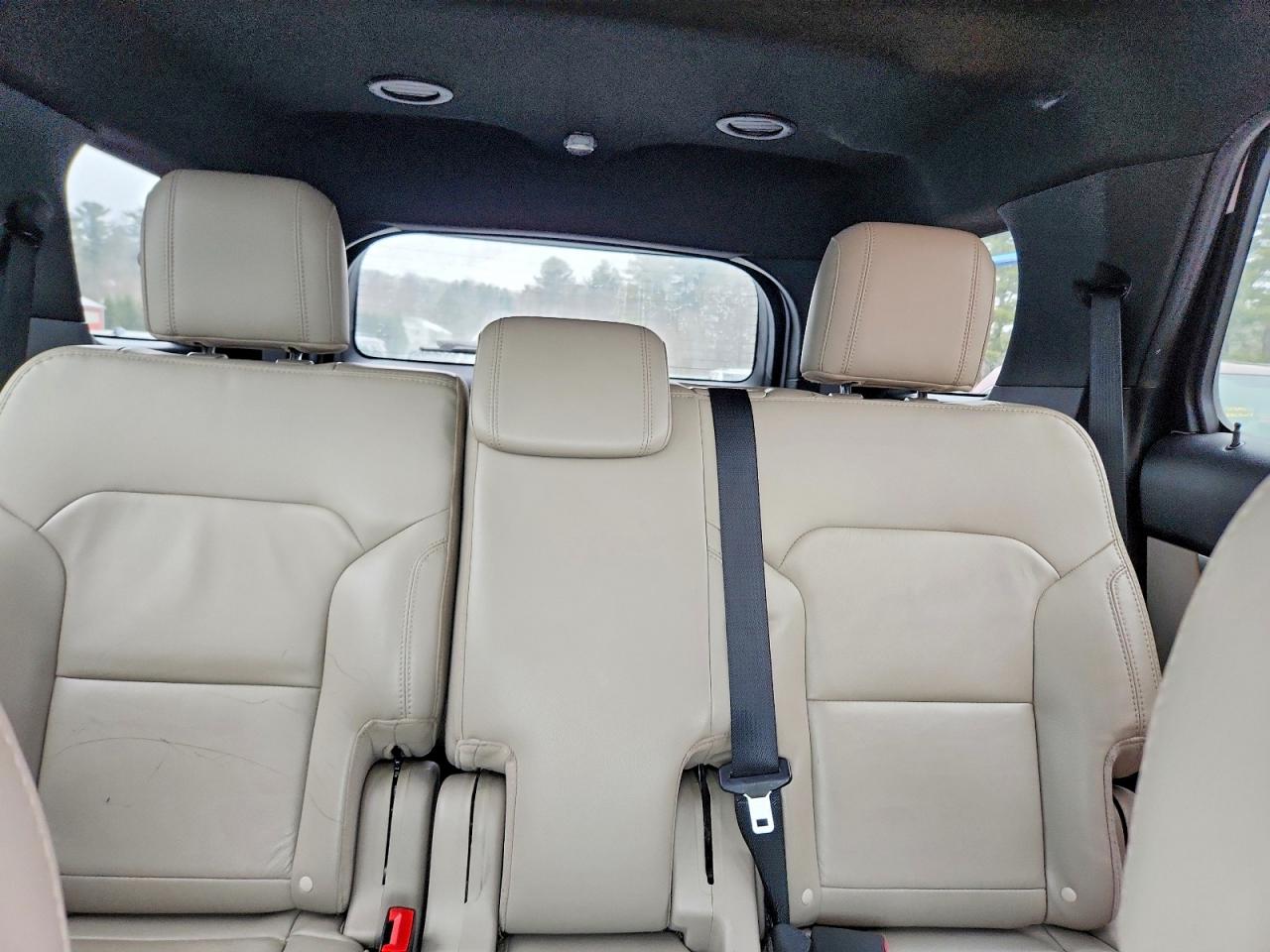 2018 FORD EXPLORER XLT photo 28