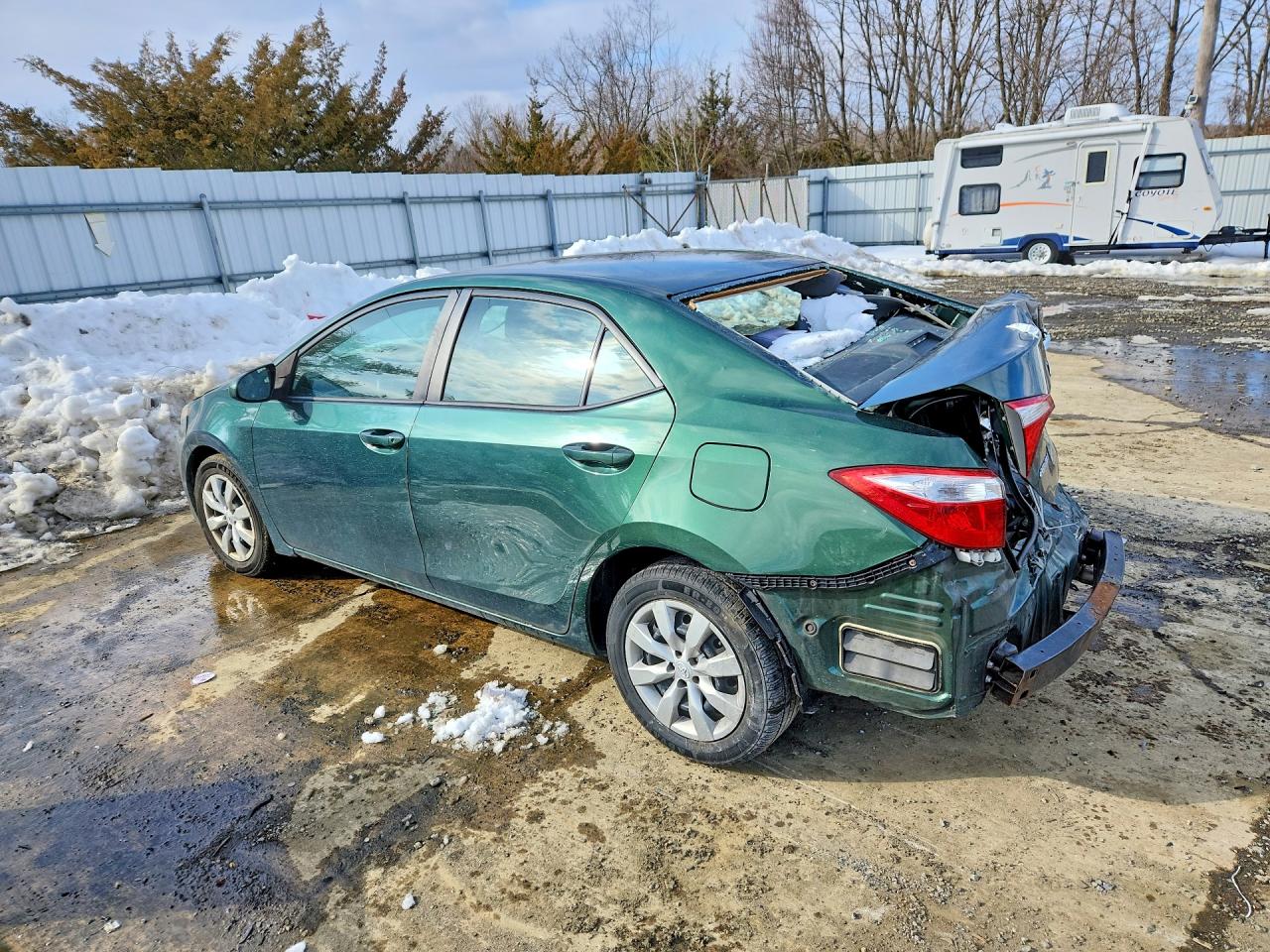 2014 TOYOTA COROLLA L photo 2