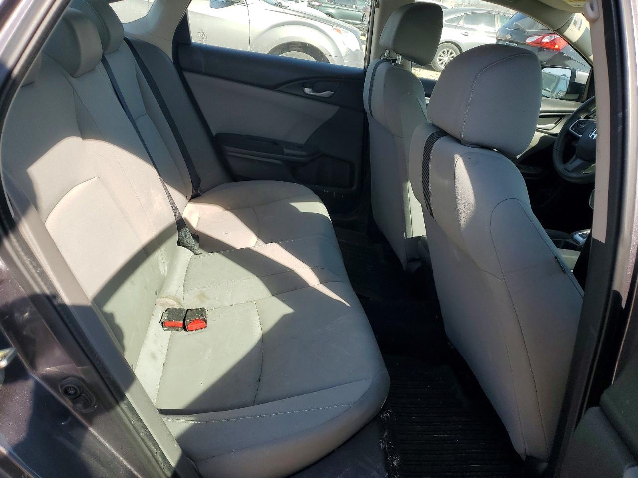 2016 HONDA CIVIC LX photo 10