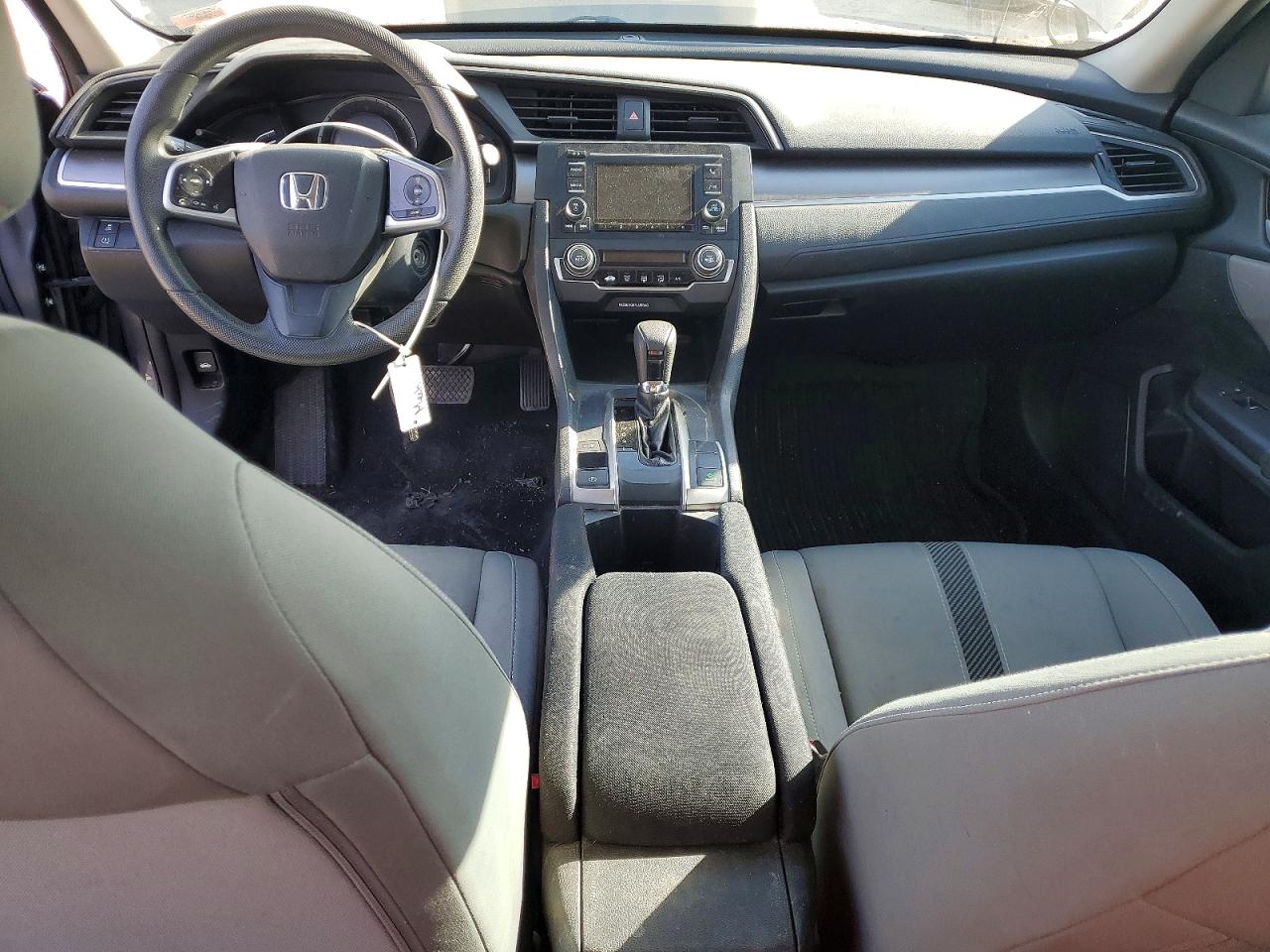 2016 HONDA CIVIC LX photo 8