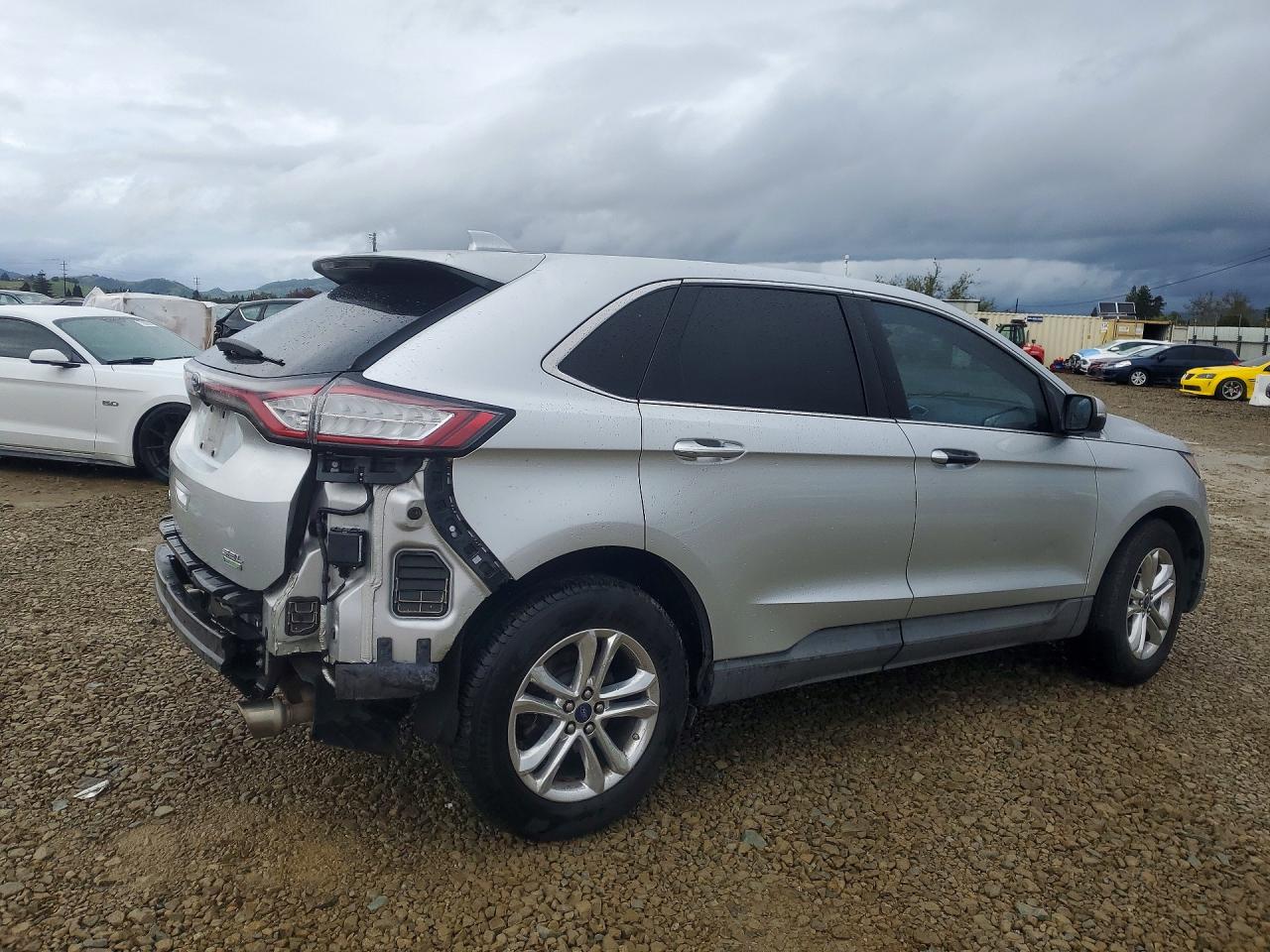 2015 FORD EDGE SEL photo 5