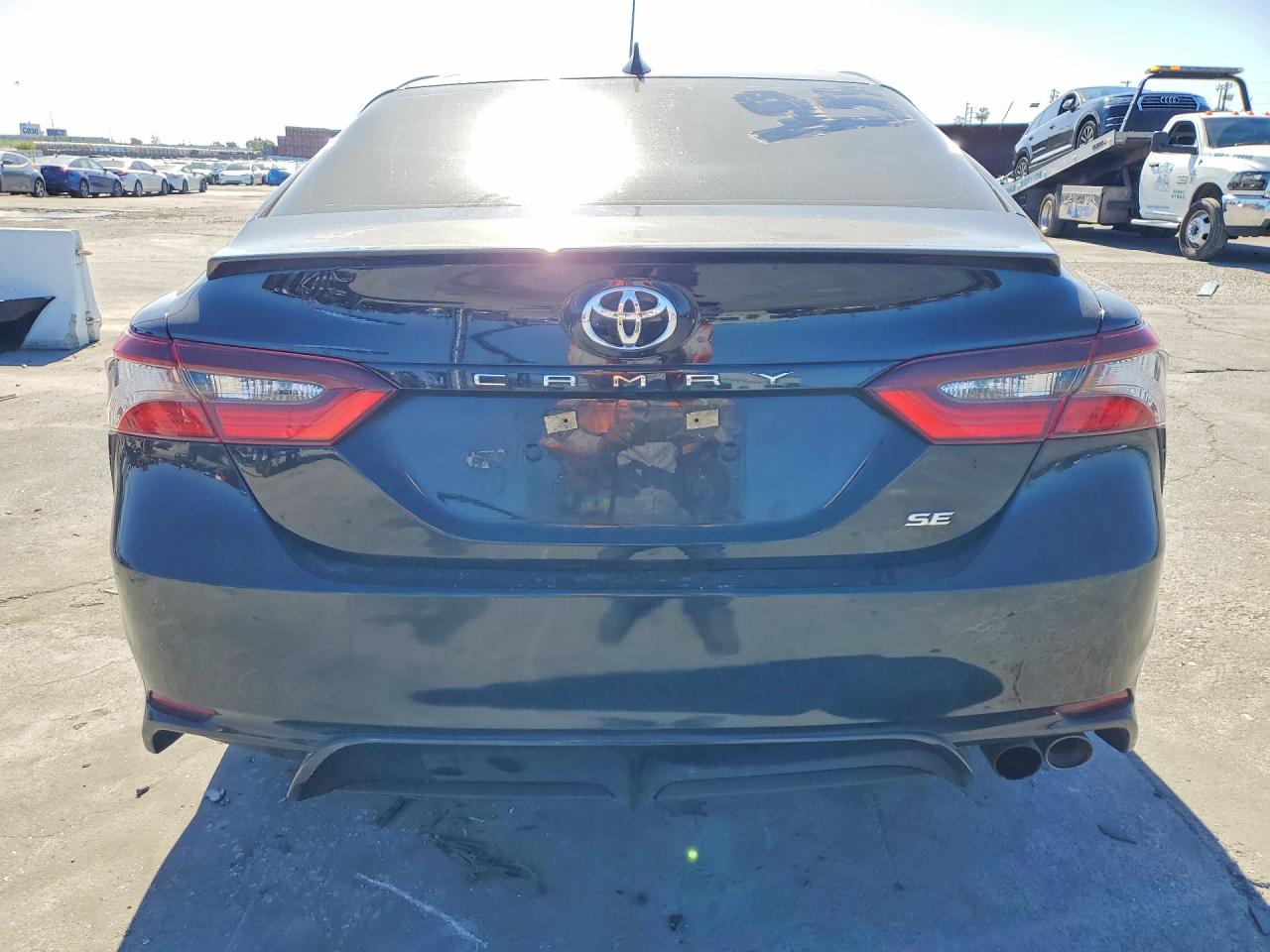 2021 TOYOTA CAMRY photo 11