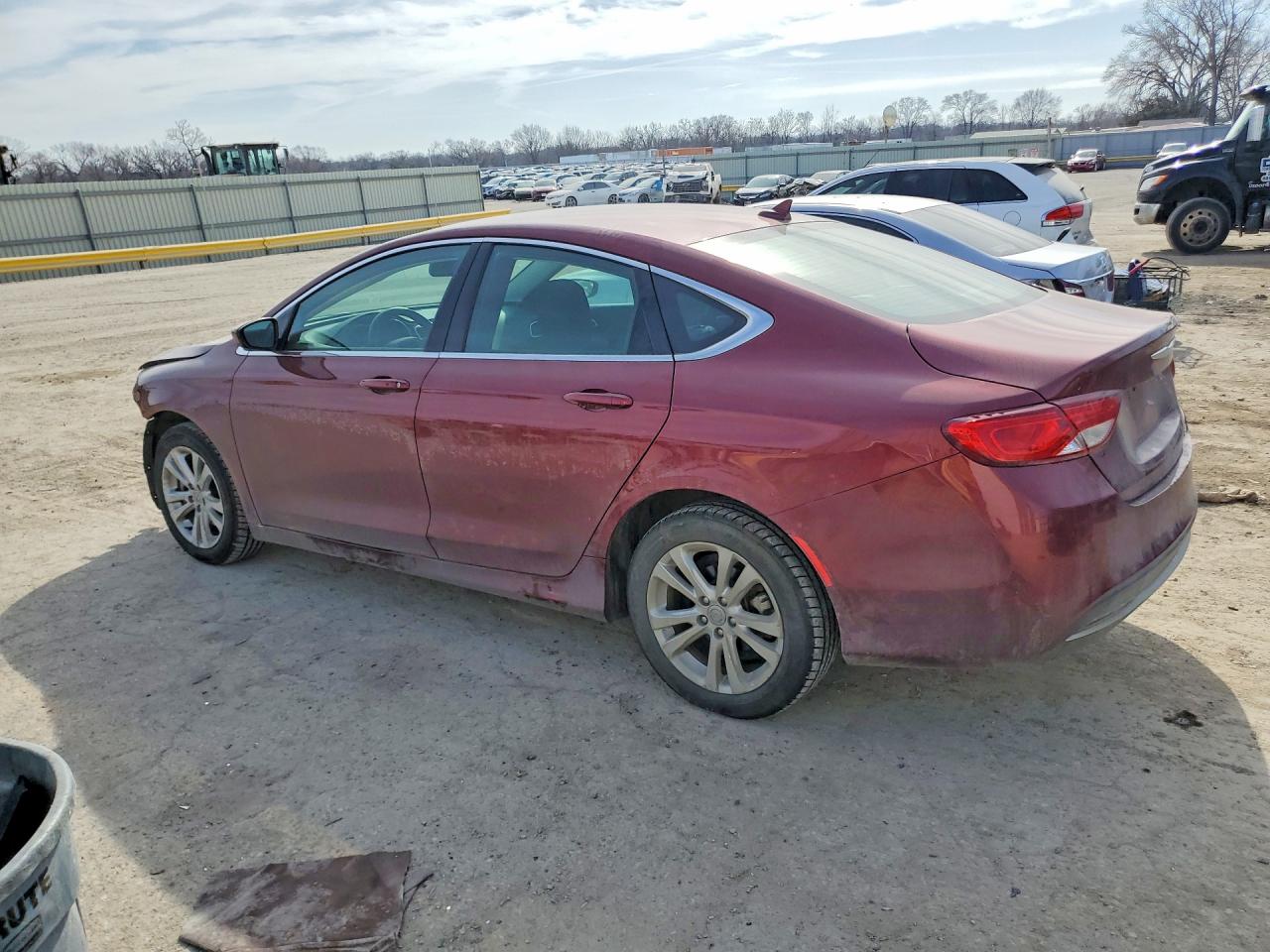 2015 CHRYSLER 200 LIMITED photo 2