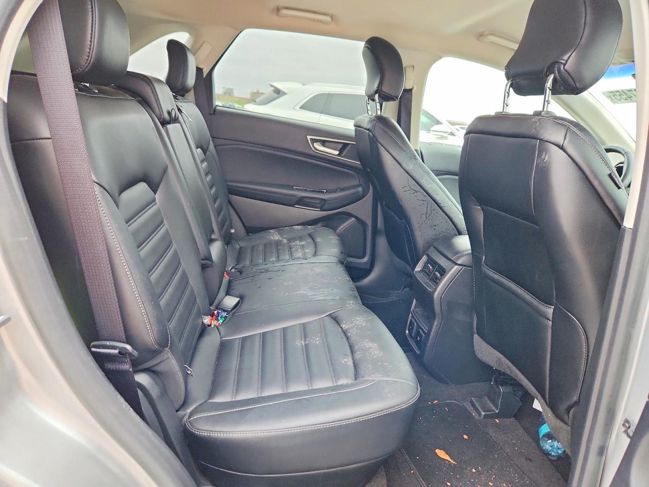2019 FORD EDGE SEL photo 31