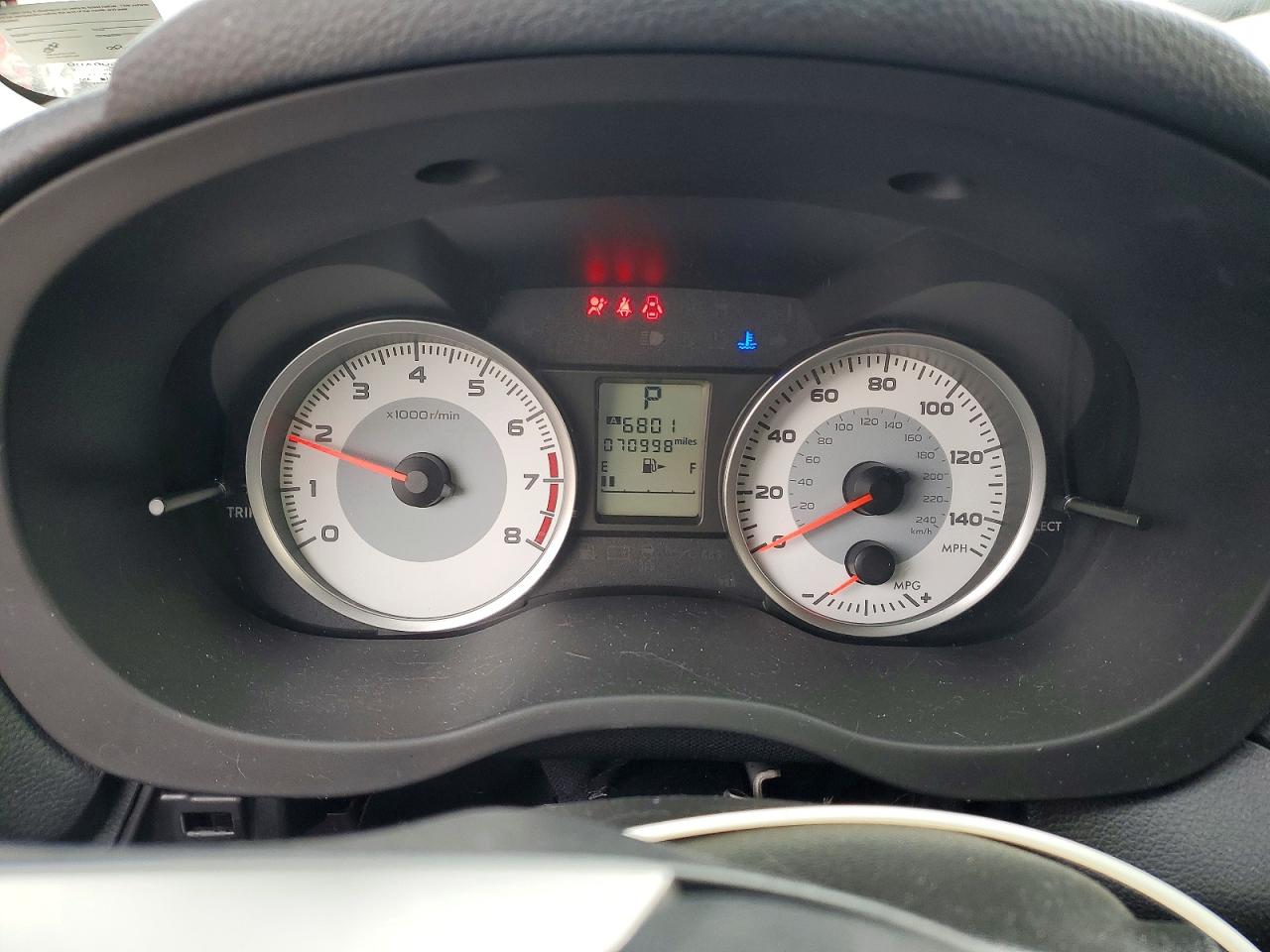 2014 SUBARU IMPREZA photo 25