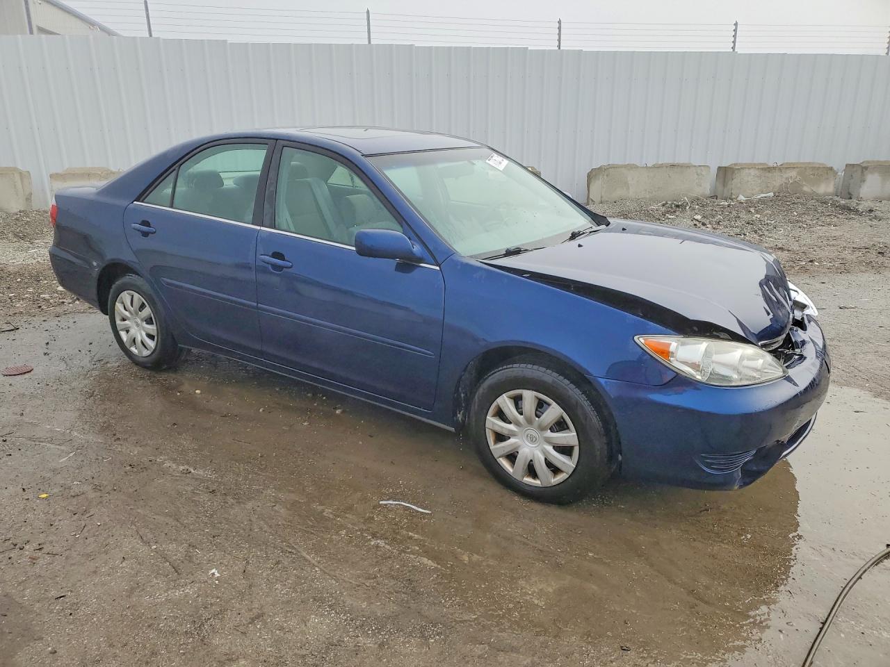 2006 TOYOTA CAMRY LE photo 10