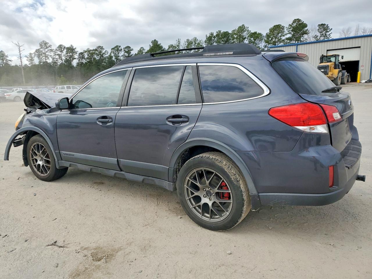 2010 SUBARU OUTBACK 3.6R LIMITED photo 4
