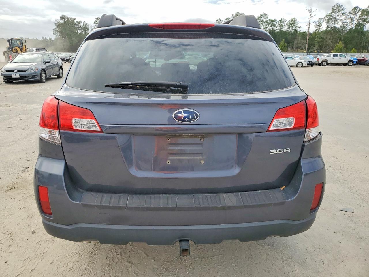 2010 SUBARU OUTBACK 3.6R LIMITED photo 16