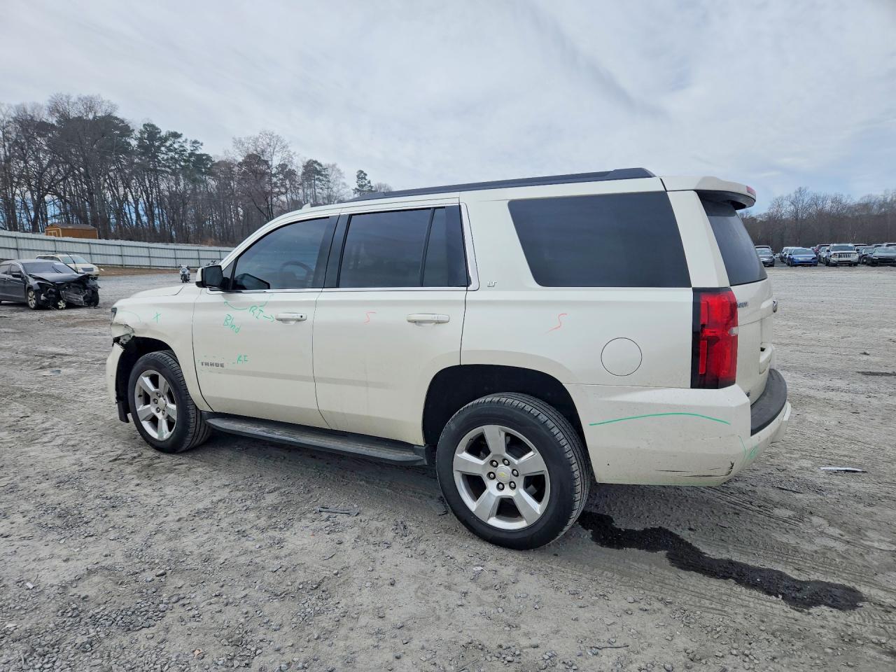 2015 CHEVROLET TAHOE C1500 LT photo 2