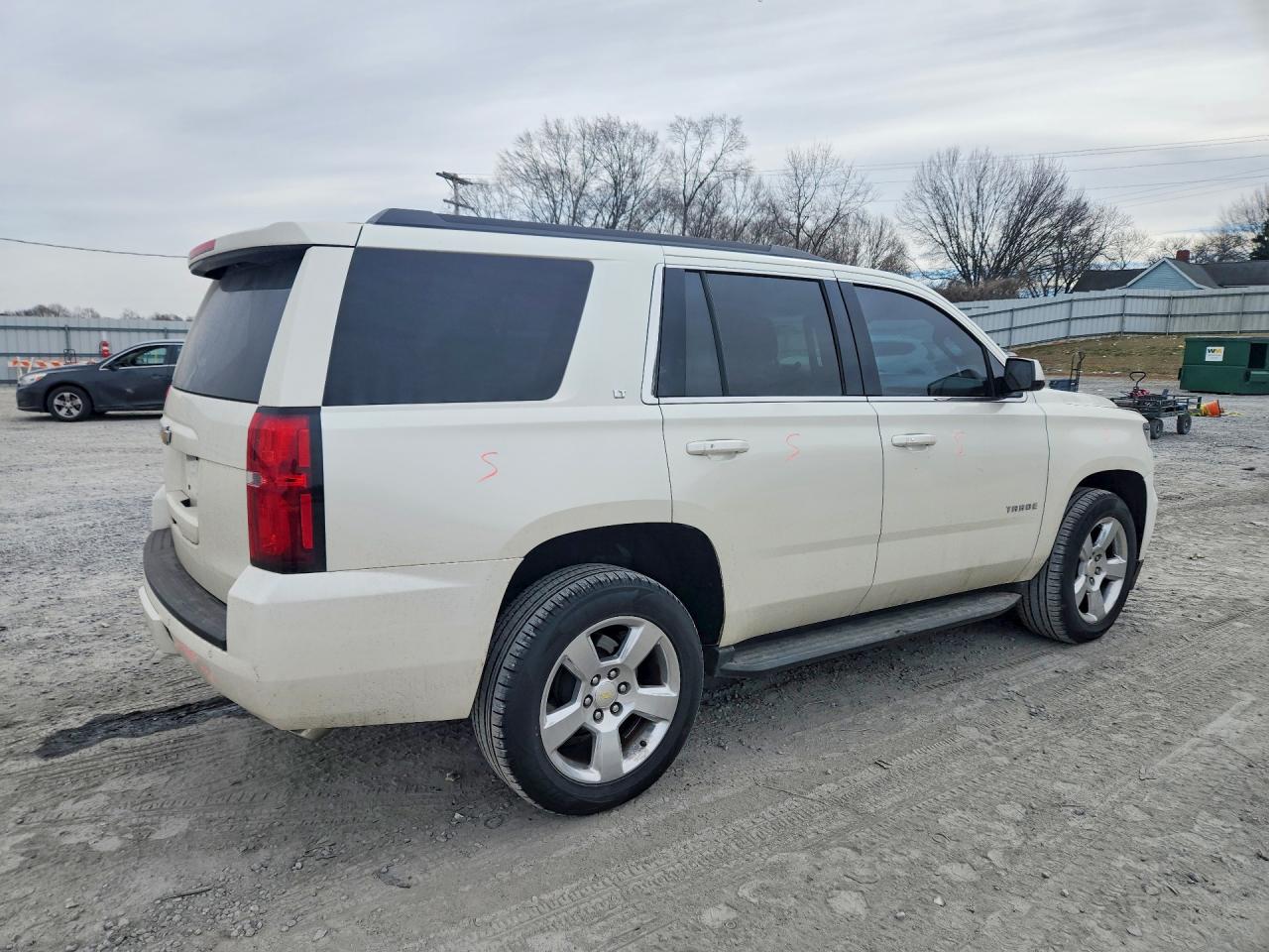 2015 CHEVROLET TAHOE C1500 LT photo 3