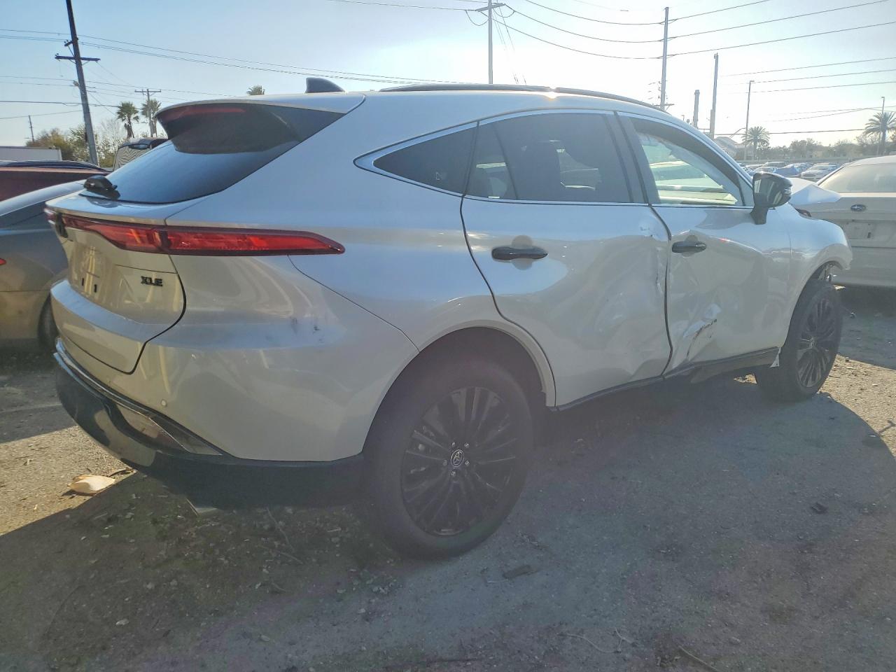 2024 TOYOTA VENZA NIGHTSHADE EDITION photo 3