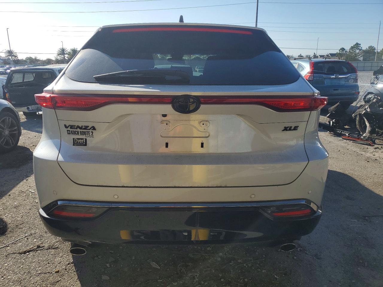2024 TOYOTA VENZA NIGHTSHADE EDITION photo 6