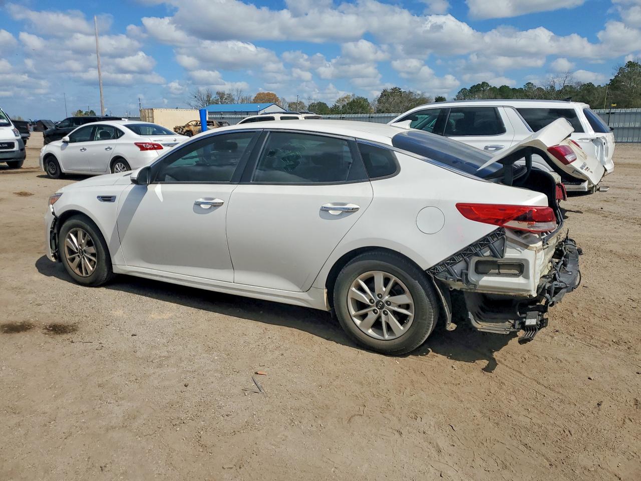 2018 KIA OPTIMA LX photo 2
