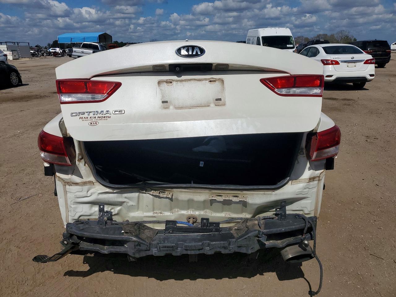 2018 KIA OPTIMA LX photo 6