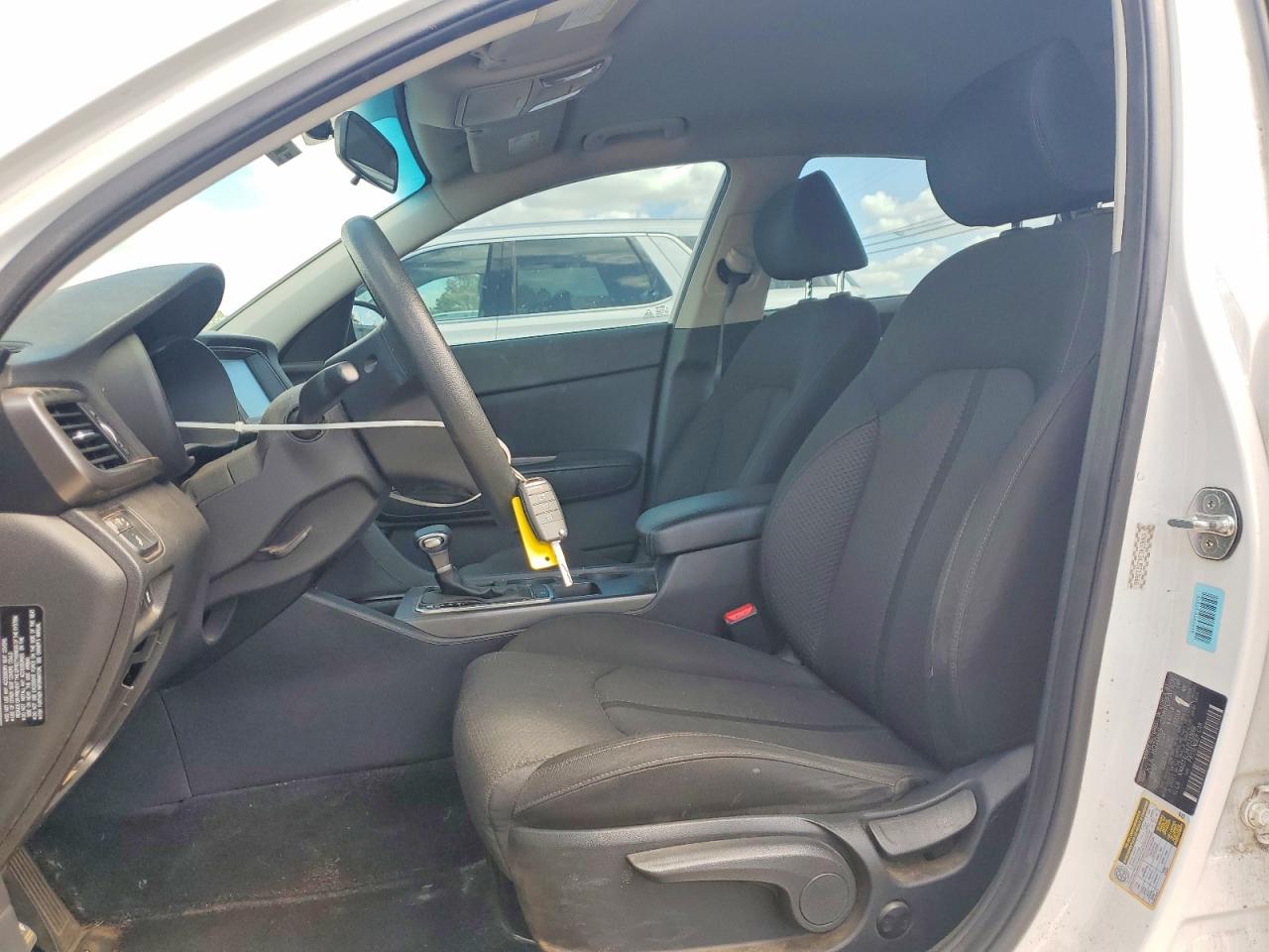 2018 KIA OPTIMA LX photo 7