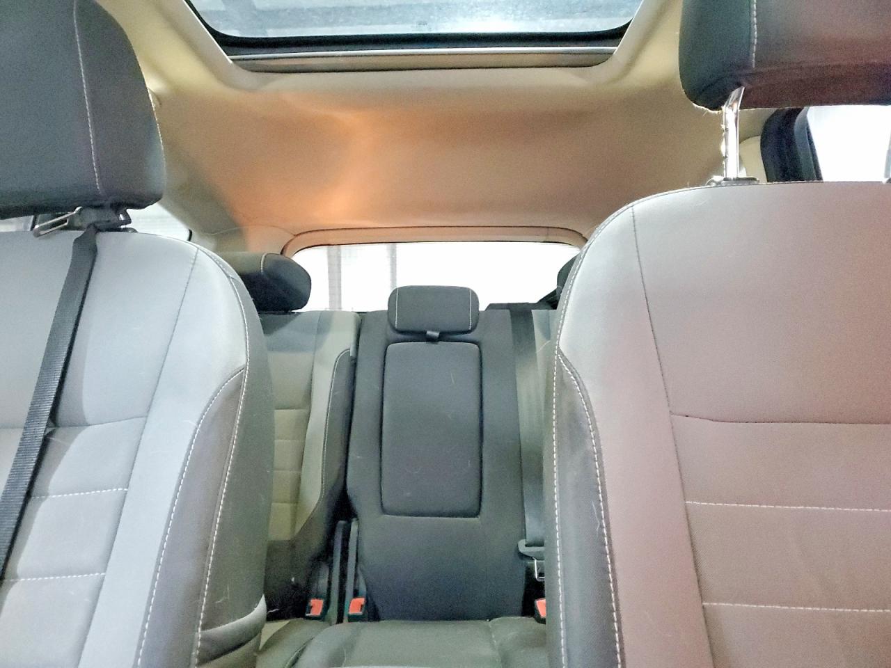 2016 FORD ESCAPE SE photo 19