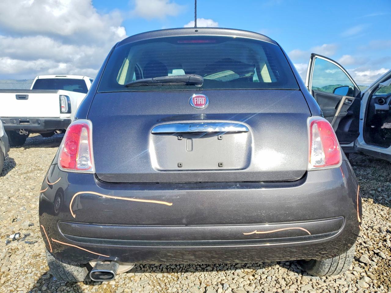 2015 FIAT 500 POP photo 11